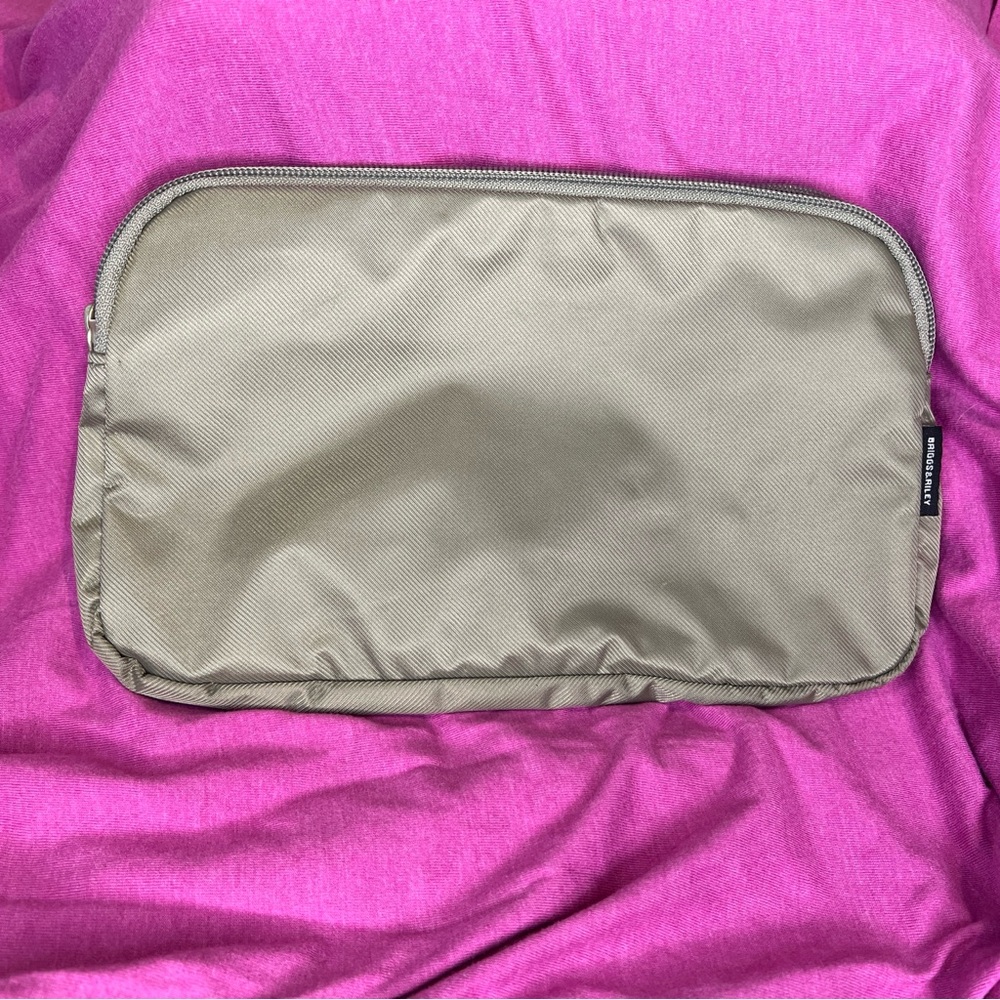 Briggs & Riley Waterproof Makeup Toiletries Travel Bag